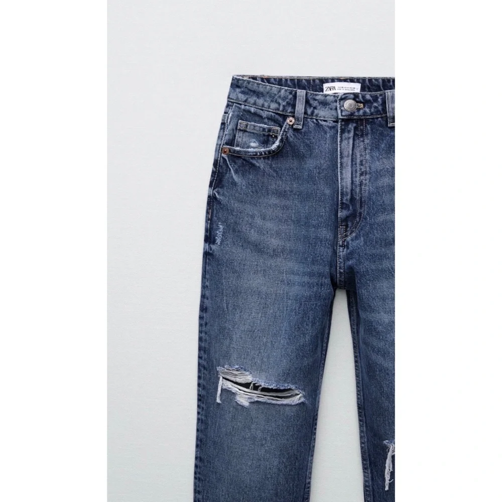 Zara Ripped Mom Jeans - Picture 7 of 9